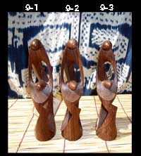 バリ島 木彫りの置物 004８(NO.９)の写真